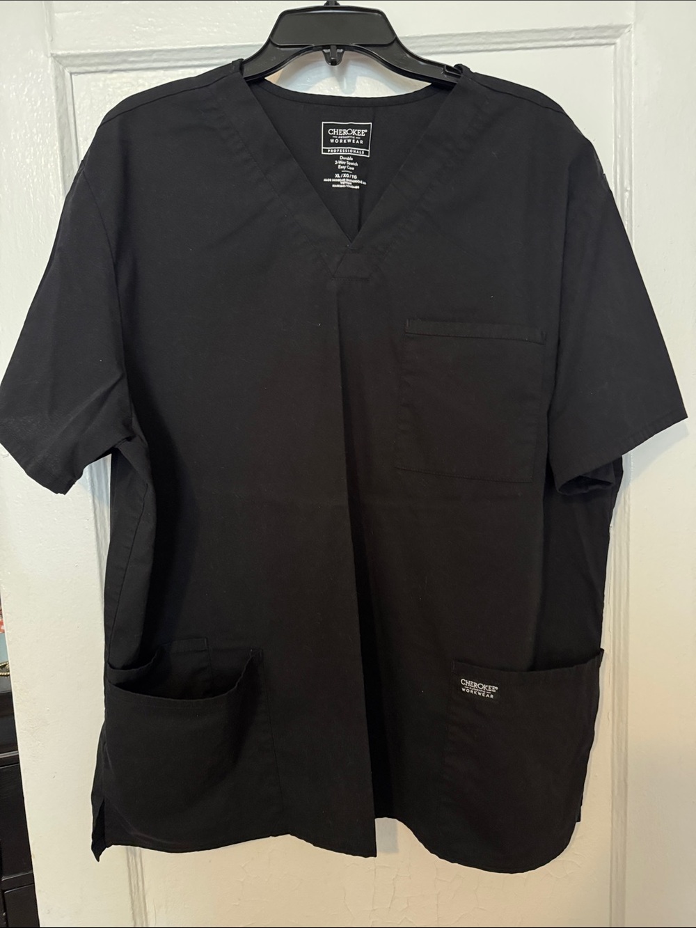 Cherokee Black V-Neck Men's Scrub Top with Pockets
